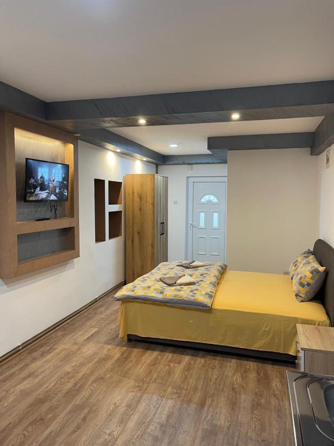 Apartments Lalovic Zabljak  Ngoại thất bức ảnh