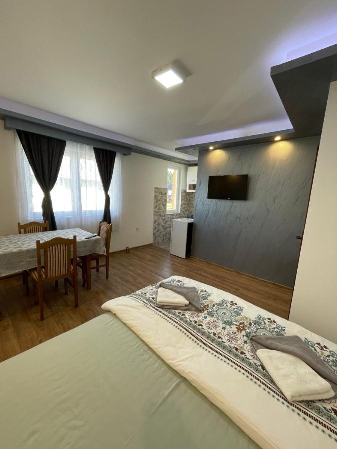 Apartments Lalovic Zabljak  Ngoại thất bức ảnh